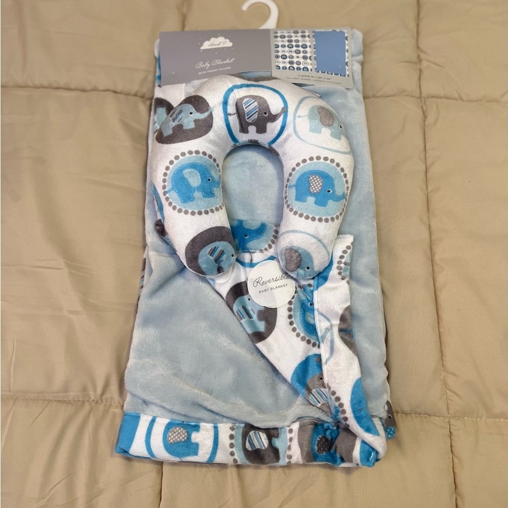 Baby blanket with travel pillow size 30x40